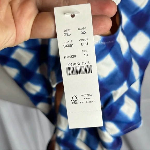 J. Crew Scoopneck one-piece swimsuit Blue gingham 10‎ Beach Pool Summer Ocean - Picture 7 of 9